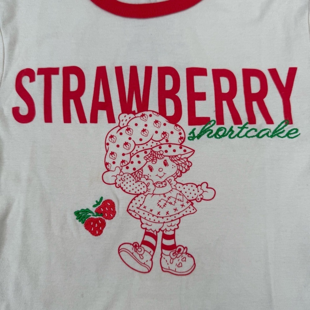 Women’s Fashion Nova Strawberry Shortcake Ringer Short Sleeve Graphic Shirt XS - Picture 5 of 16